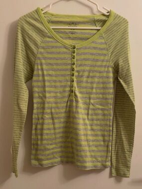 Y2K Old Navy Lime Green and Light Gray Striped Henley